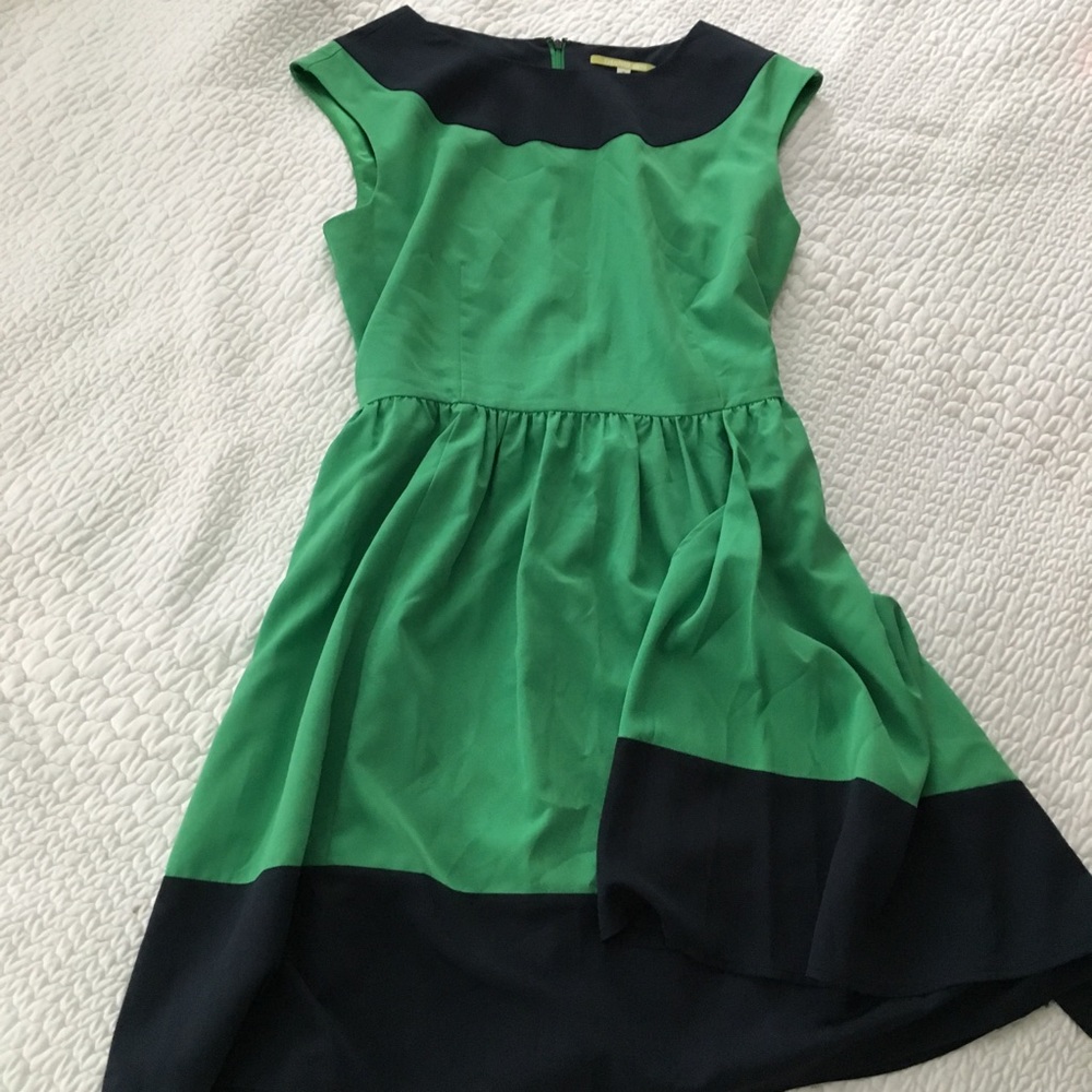 Gianni Bini Green & Navy Sleeveless Dress
